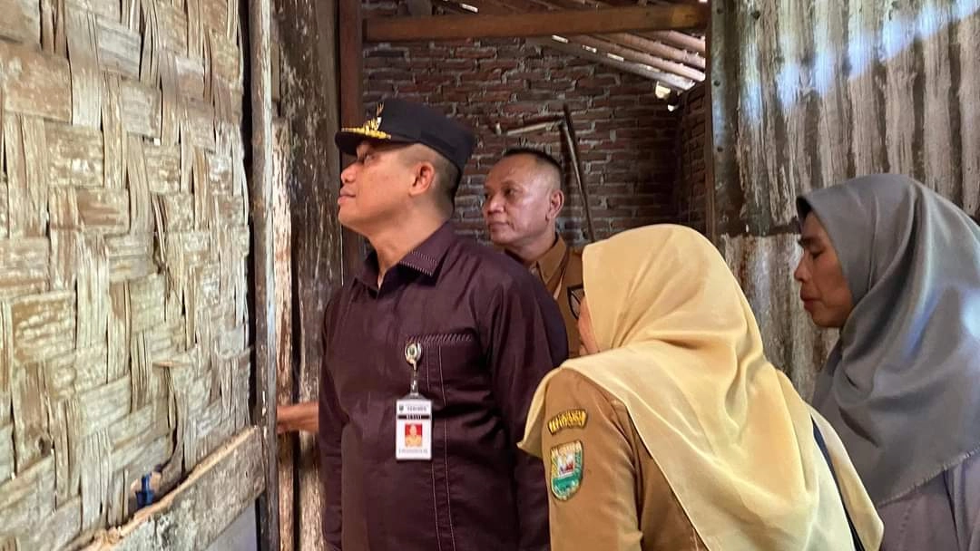 Pastikan Bantuan Tepat Sasaran, Bupati Kunjungi Warganya
