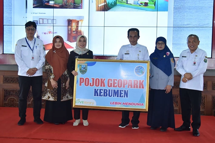 Pojok Baca Geopark Kebumen