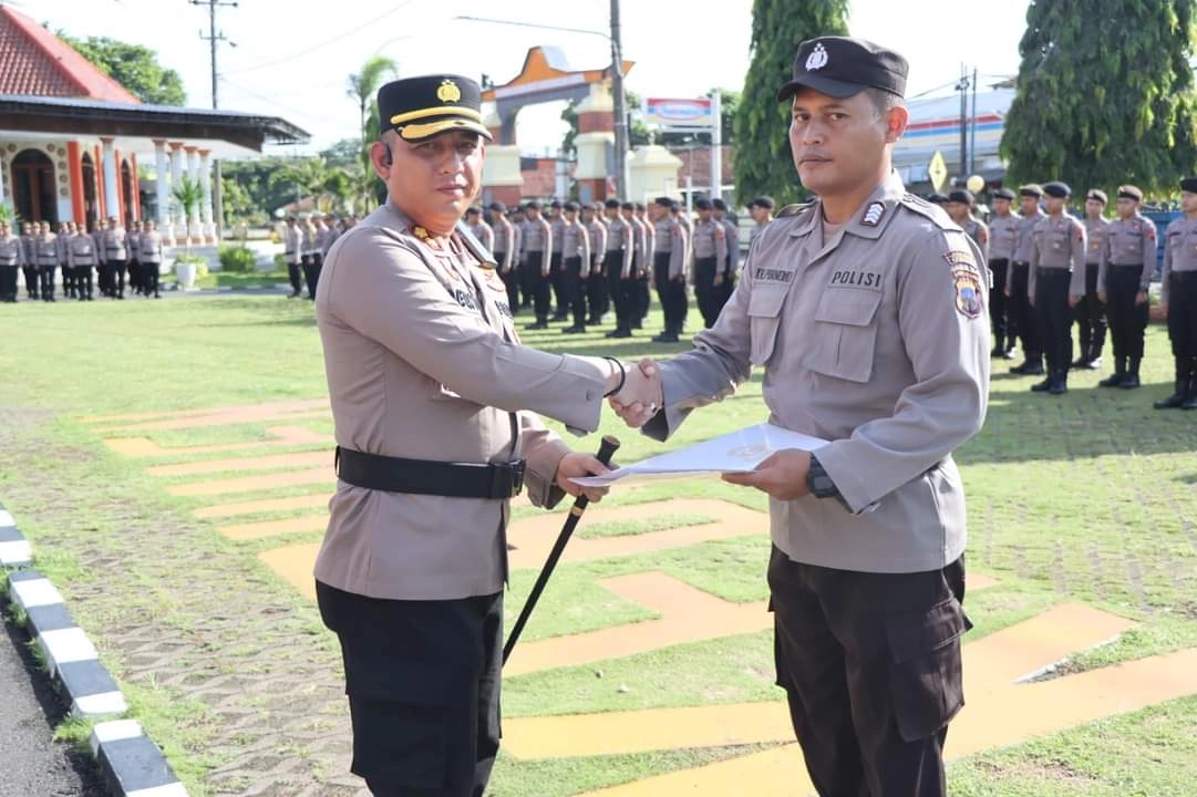 Kejar Pelaku Tabrak Lari, Bripka Koko Dapat Reward dari Kapolres