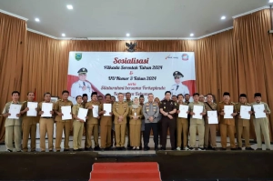 Terima SK dari Bupati, Masa Jabatan 435 Kades di Kebumen Diperpanjang 2 Tahun