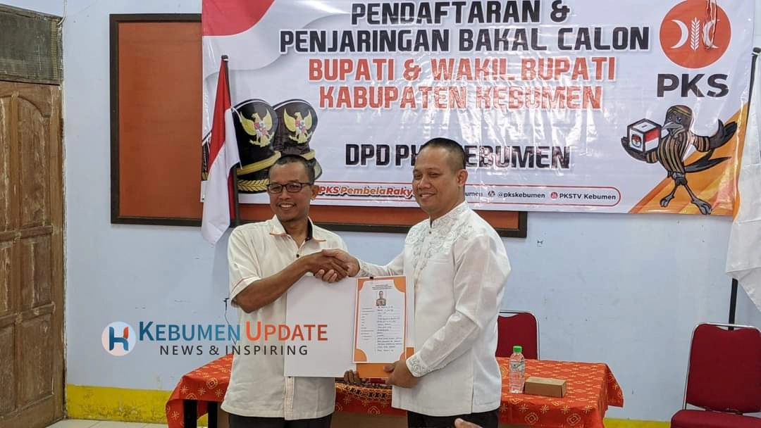 Petahana Arif Sugiyanto Serahkan Formulir Pendaftaran Bakal Calon Bupati ke DPD PKS