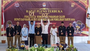 Seperti Ini Momen Arif-Rista dan Lilis-Zaeni Ambil Nomor Urut Pilbup Kebumen