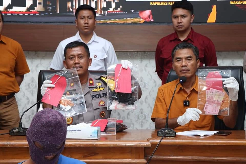 Jadi Kurir Sabu, Seorang Pemuda Diamankan Satresnarkoba Polres Kebumen