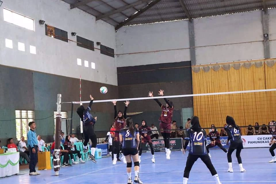 Kejurprov Voli Indoor U-19 Piala Kapolres Kebumen Resmi Dibuka