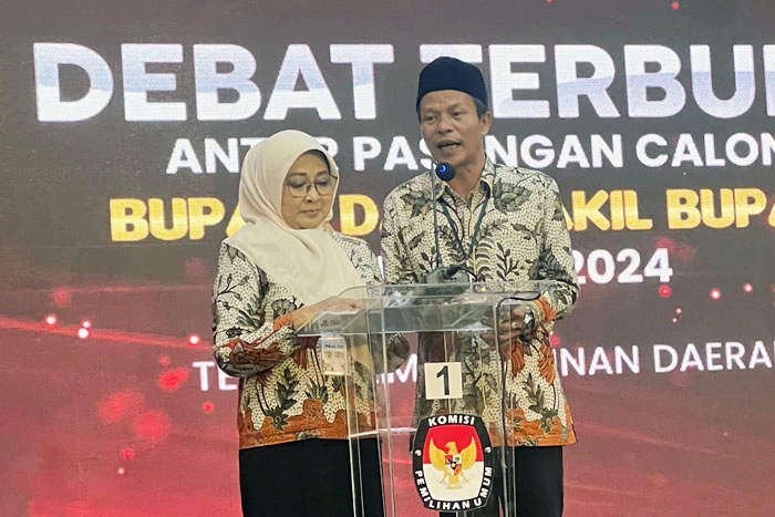 Debat Terbuka