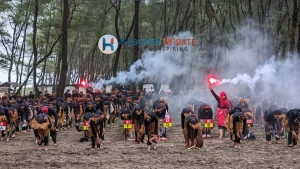 Puncak Gelar Karya P5, SMAN 2 Kebumen Pentaskan Pagelaran Tari Kolosal Cepetan 1.000 Penari