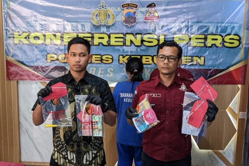 Manfaatkan Kedekatan Personal, Ibu Rumah Tangga Curi Uang dan Perhiasan Tetangganya