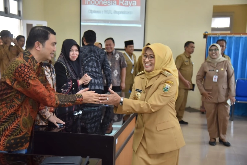 Kebumen Berbenah: Bupati Lilis Prioritaskan Pemutakhiran Data untuk Atasi Kemiskinan Ekstrem