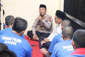 Hangatkan Ramadan, Polres Kebumen Gelar Buka Puasa Bersama Tahanan