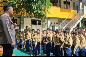 Police Goes to School: Cegah Kenakalan Remaja dan Bullying di Sekolah