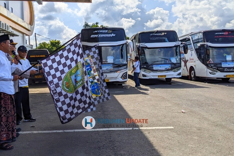 Ratusan Perantau Kebumen Kembali ke Jakarta dengan Bus Arus Balik Gratis