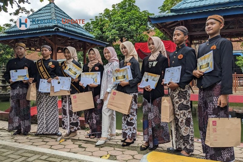 Dua Gelaran Meriah Warnai Hari Kartini di SMAN 2 Kebumen: Mas Mbak Smanda dan Mamafest