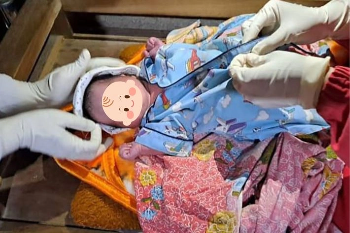 Bayi Dibuang