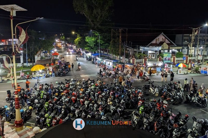 Warga Kebumen Keluhkan Penataan Parkir dan Lampu Penerangan Jalan Umum