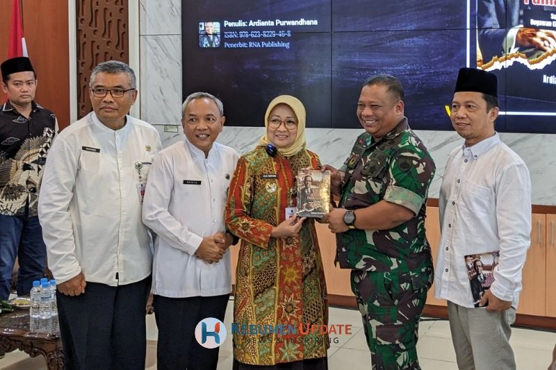 Bupati Kebumen Dukung Penuh Pengusulan Sumitro Djojohadikusumo jadi Pahlawan Nasional