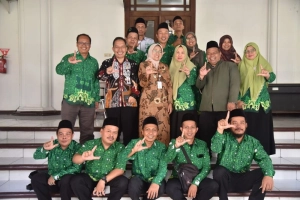 Gaji Rp500.000 Sebulan, PerguNU Curhat ke Bupati Lilis