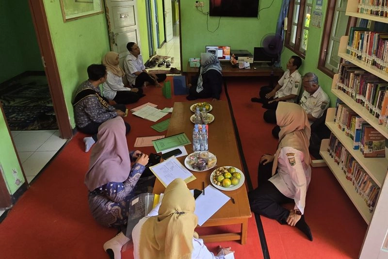 Perpusdes “Mrica” Sabet Juara I Lomba Perpustakaan Terbaik Kebumen 2025