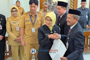 Bupati Lilis Nuryani Lantik Aris Yunanto sebagai Camat Petanahan, Rud Tomico Sekretaris Disdukcapil, dan Suharyanto Nakhodai PT Luk Ulo Farma