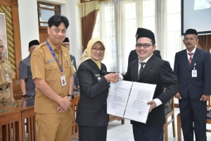 Dilantik jadi Direktur, Suharyanto Targetkan Apotek Luk Ulo Layani Masyarakat 24 Jam