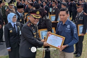Hari Bhayangkara ke-79: 15 Warga Kebumen Dapat Hadiah Umrah Gratis dari Kapolres, Dipuji Bupati