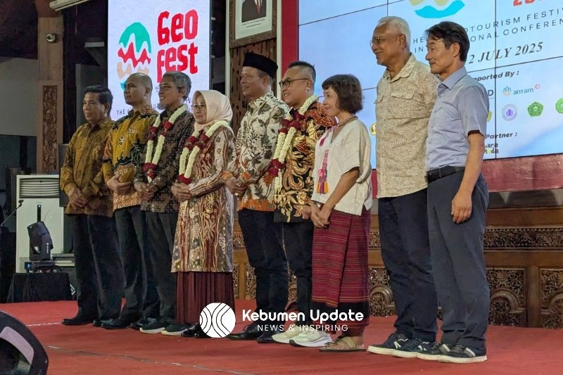 Geofest 2025 Resmi Dibuka di Kebumen, Ajak Dunia Lestarikan Bumi