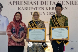 Bupati Lilis Nuryani dan Wabup Zaeni Miftah Dikukuhkan sebagai Bunda dan Ayah Genre