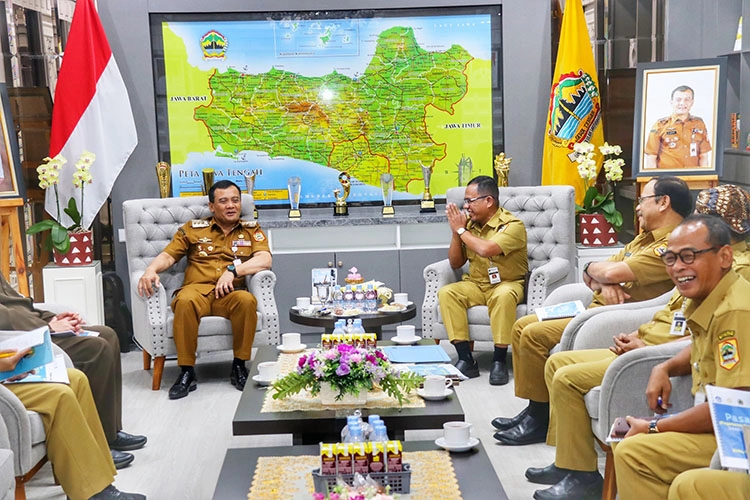 Pasar Raya 2025