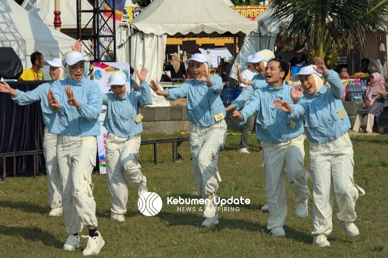 Lomba Senam Kreasi di Kebumen Fest 2025 Bikin Warga Tercengang