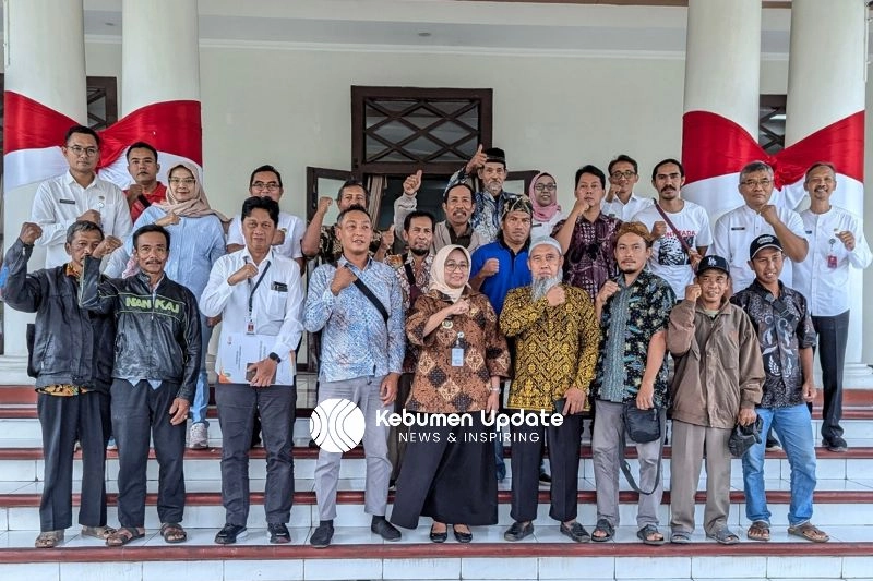 PERPAG Temui Bupati Kebumen, Minta Karst Gombong Dikembalikan jadi Kawasan Lindung