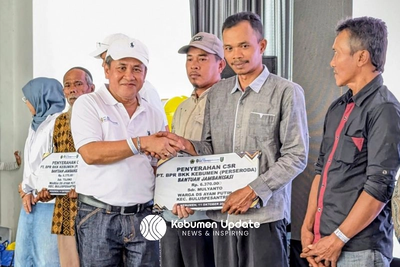 Hadiah Sepeda Listrik hingga Bantuan Jambanisasi Warnai HUT ke-17 BPR BKK Kebumen