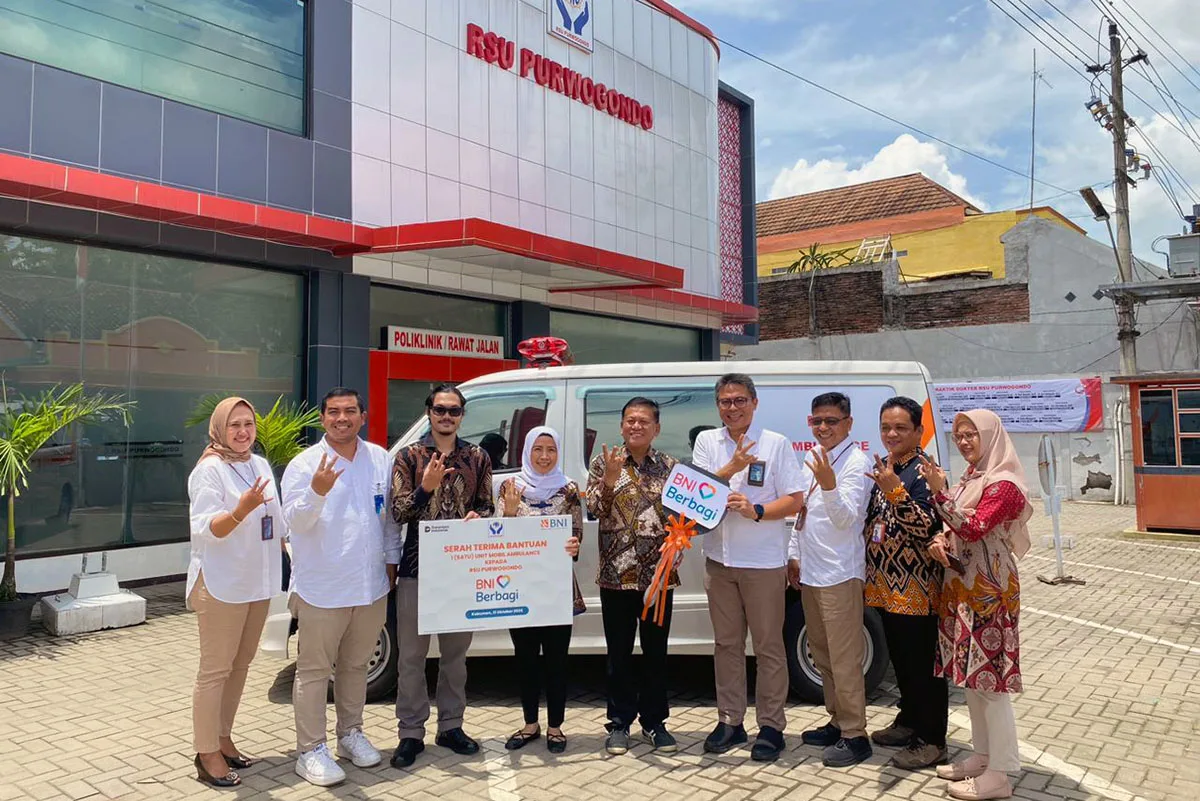 BNI Serahkan Bantuan Ambulans untuk RSU Purwogondo, Perkuat Layanan Kesehatan Kebumen