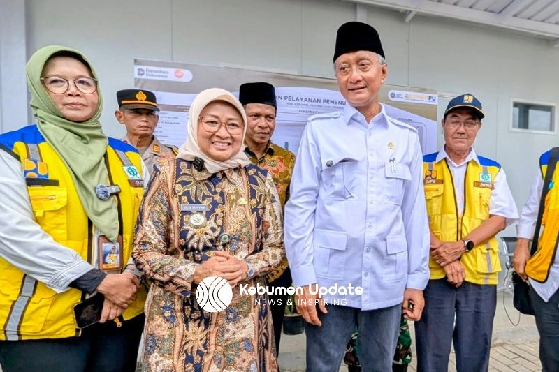 Menteri PU Dody Hanggodo Tinjau SPPG Desa Tanuharjo Kecamatan Alian