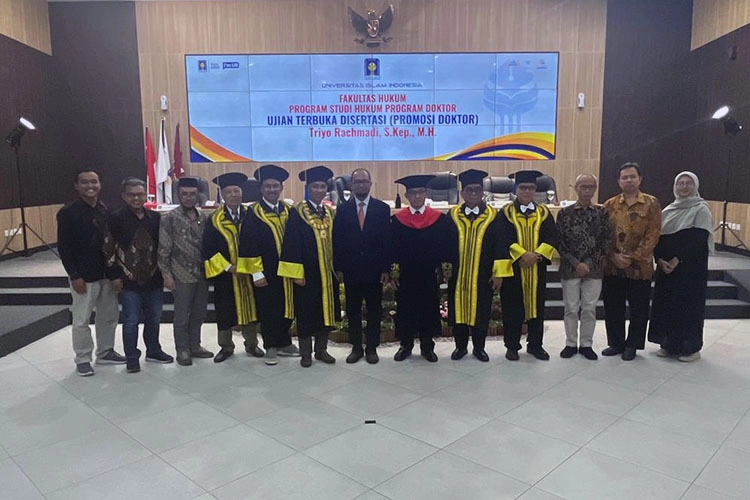 Gelar Doktor