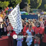 Karnaval SCTV Kebumen: Jalan Sehat Meriah, Artisnya Ketagihan Kuliner Lokal