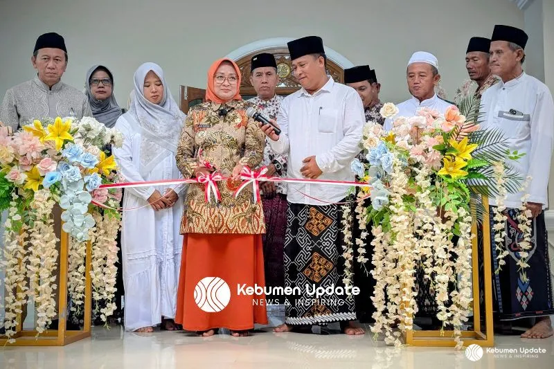 Bupati Lilis Ajak Warga Kalirejo Makmurkan Masjid Al Hikmah Layaknya Masjid Jogokariyan