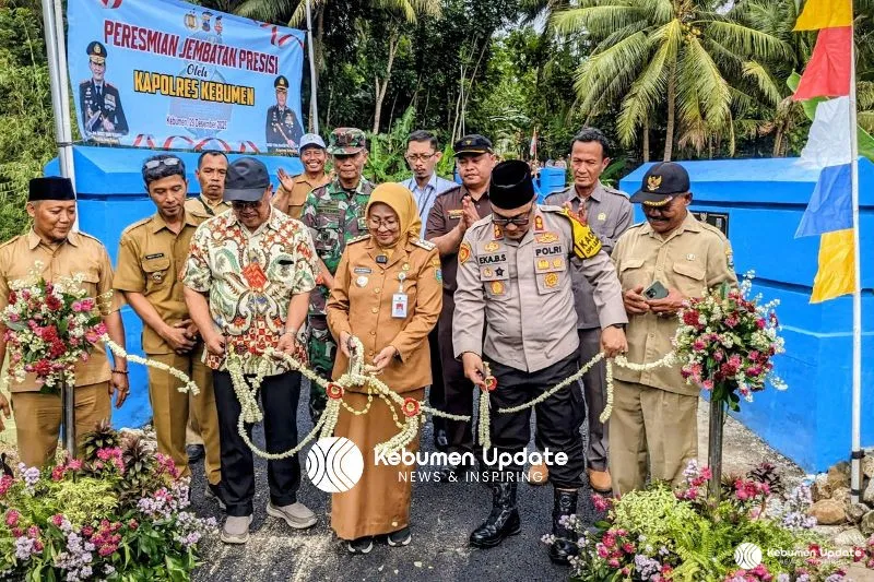 Gantikan Jembatan Lapuk, Jembatan Presisi Jlegiwinangun Kini Kokoh dengan Lantai Plat Besi