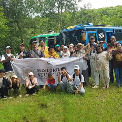 Historical Study Trips: Mengkaji Artefak, Memahami Masa Lalu