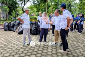 Bupati Kebumen Tinjau Gerakan Korve Serentak, Gubernur Jateng Siap Dukung Pengembangan Mangrove Pantai Logending