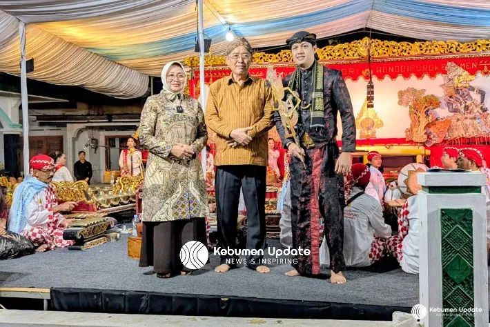 Lakon Yuwana Astina jadi Simbol Sinergi Bupati Lilis Nuryani dan Ir. KRT Darori Membangun Kebumen