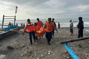 Hanyut Sejauh 3 KM, Wisatawan Pantai Watubale Kebumen Berhasil Dievakuasi