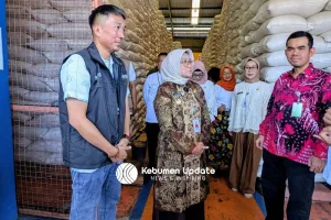 Bupati Minta Tak Ada Panic Buying, Cadangan Beras di Kebumen Tembus 10.567 Ton