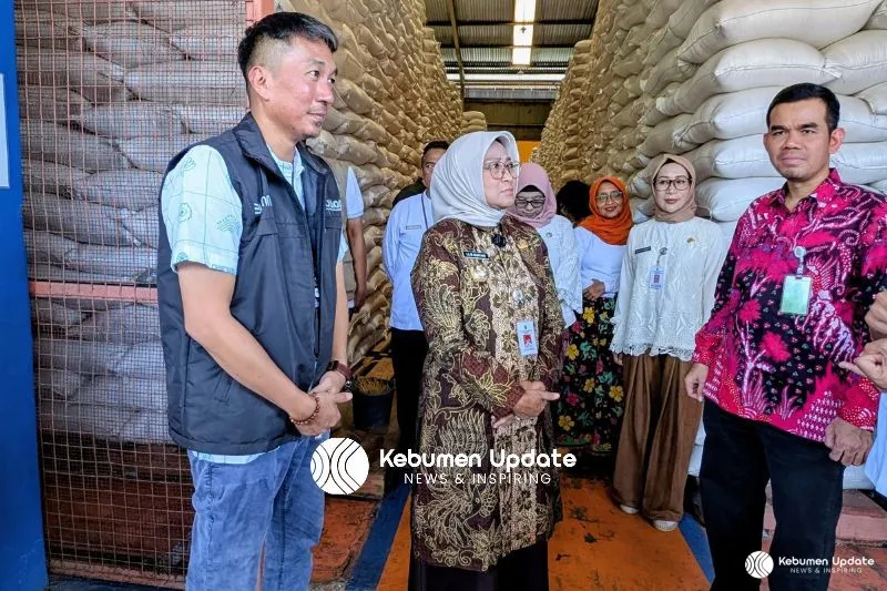 Bupati Minta Tak Ada Panic Buying, Cadangan Beras di Kebumen Tembus 10.567 Ton
