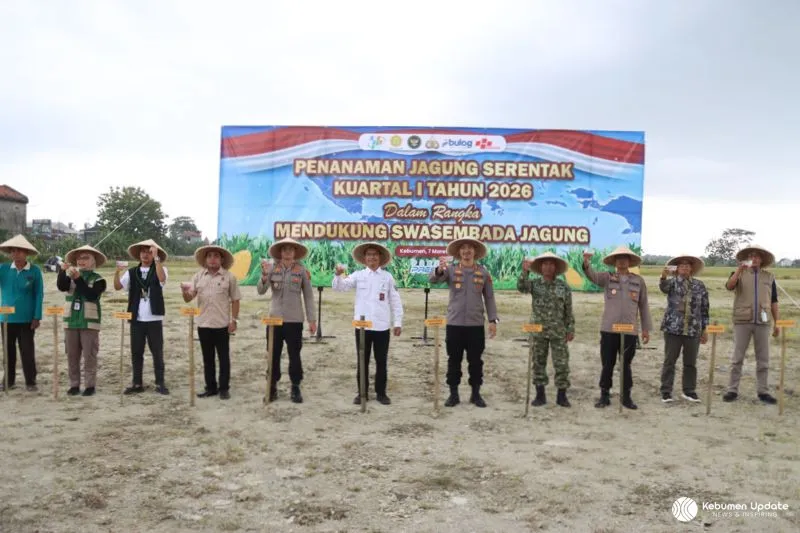 Dukung Ketahanan Pangan, Polres Kebumen Tanam Jagung Serentak