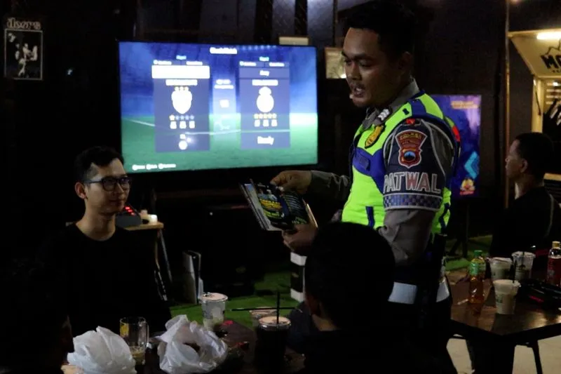 Bukan Sekadar Pos Jaga: Di Kebumen, Pemudik Bisa Cukur Rambut dan Cuci Mobil Gratis!