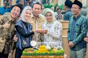 Kombinasi Bisnis dan Restu Orang Tua, Khalisha Adelia Aziza Hadirkan Cafe Swasana Hati di Gombong