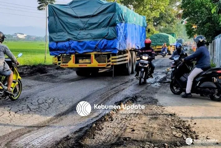 Imbas Proyek Nasional Jembatan Karanganyar: Jalan Kabupaten di Jalur Selokerto-Buayan Butuh Perhatian Khusus