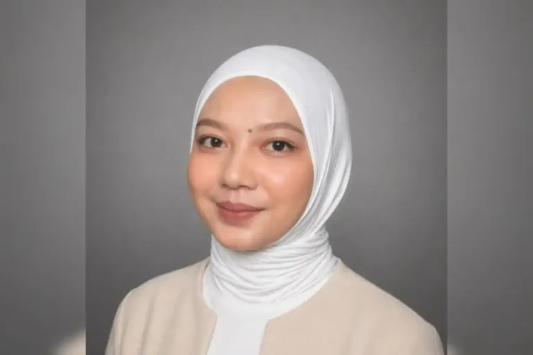 Uhtie Ahya: Sosok di Balik Misteri Suara Hangat dari Gombong, VO Talent Kebumen