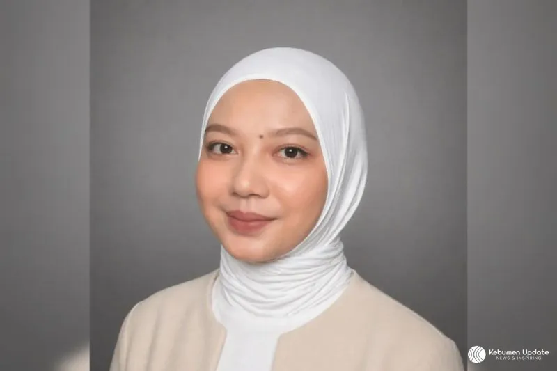 Uhtie Ahya: Sosok di Balik Misteri Suara Hangat dari Gombong, VO Talent Kebumen