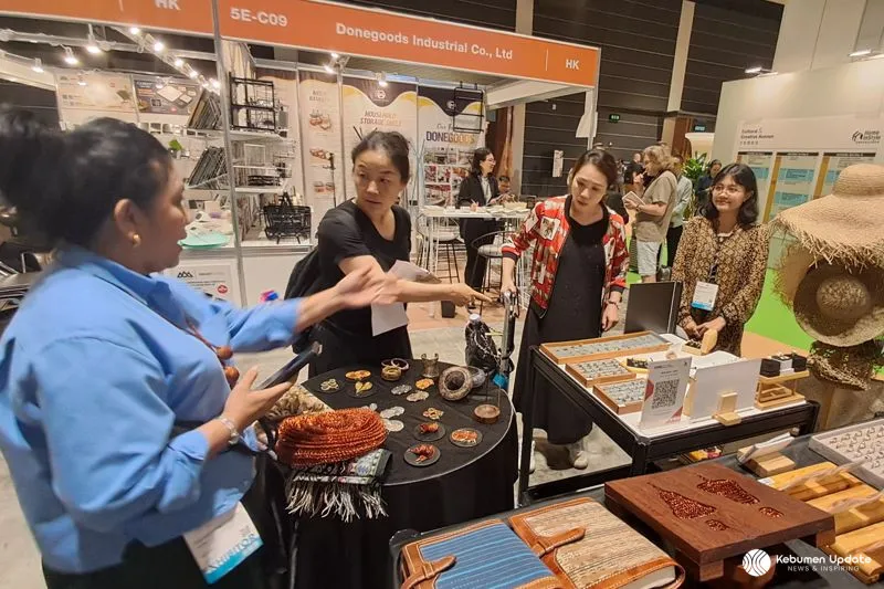 Karya Kriya Pandan Kebumen Wakili Indonesia dalam Pameran Internasional di Hong Kong