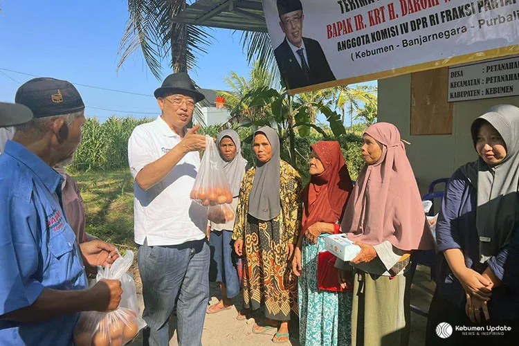 Bagikan Telur